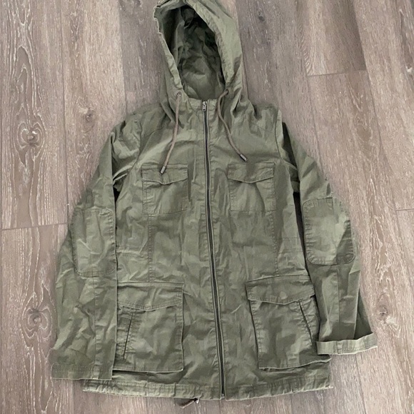 Spring coat - Picture 2 of 2